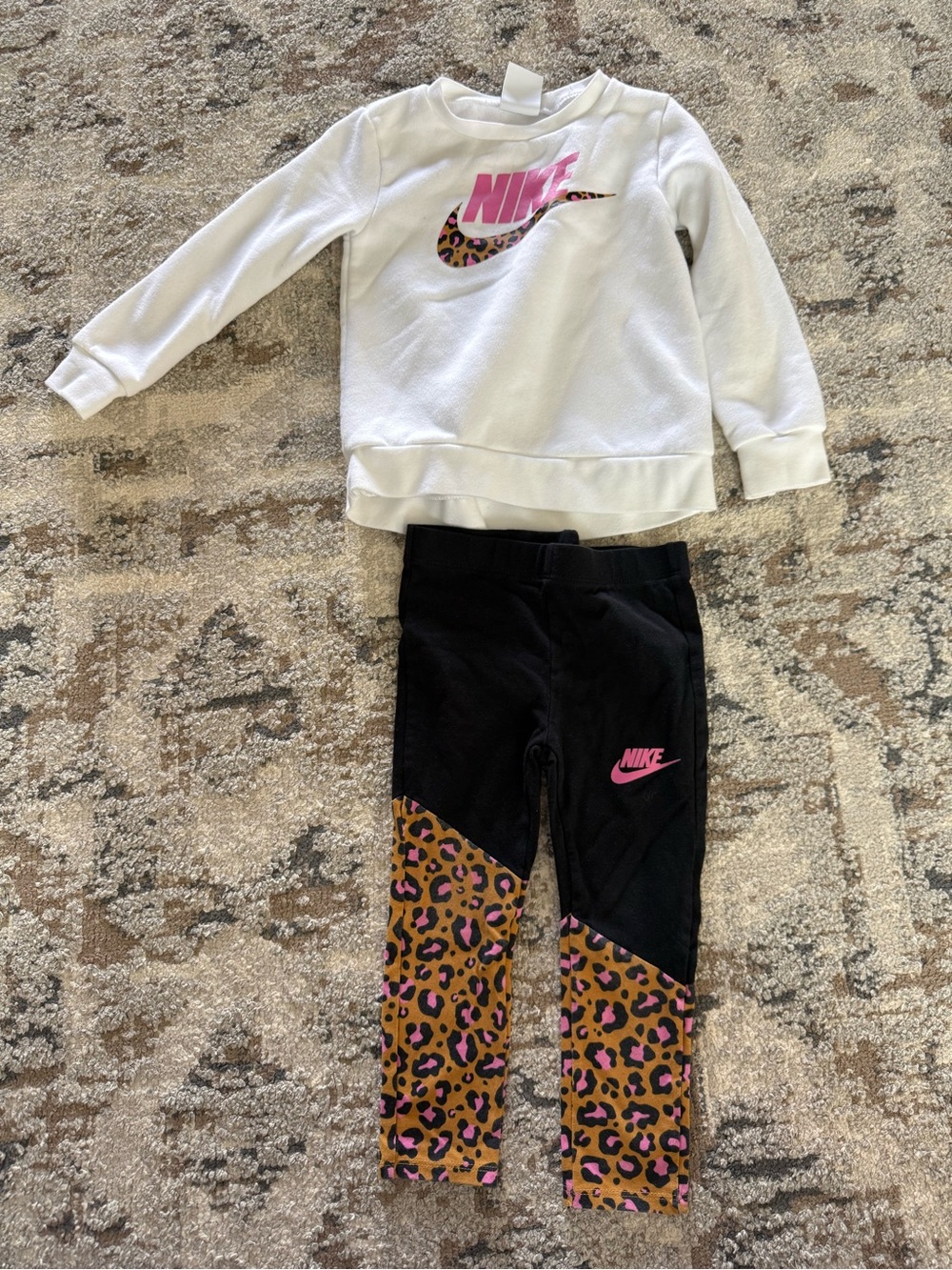 Girls Nike Sweatshirt & Leggings Outfit/Set - Size 3T